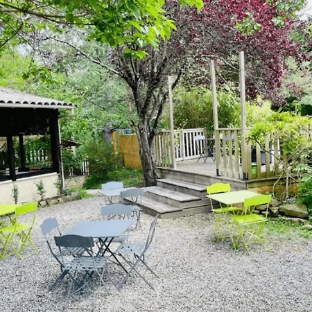 Kemping Avec Terrasse Pour 5 Personnes - Api-1-52-905