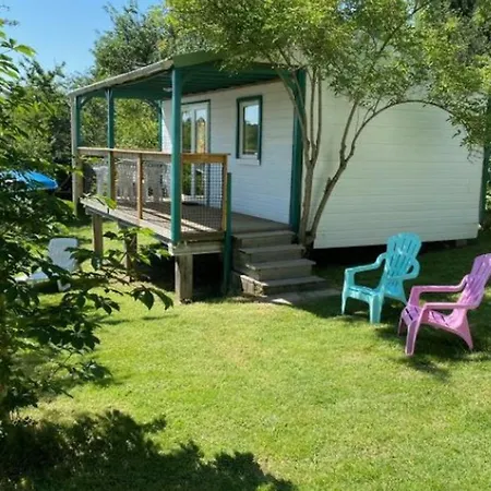 Avec Terrasse Pour 5 Personnes - Api-1-52-905 Kemping Camon (Languedoc-Roussillon)