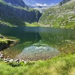 Camping Avec Terrasse Pour 5 Personnes - Api-1-52-905 *