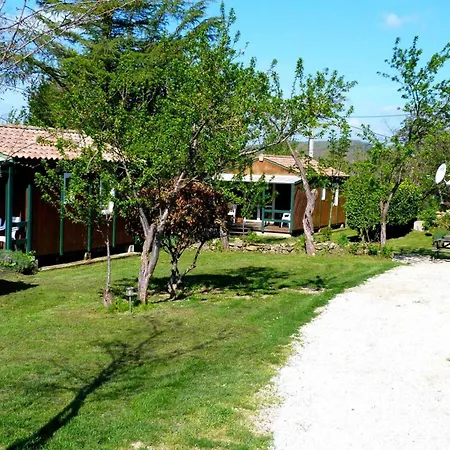 Avec Terrasse Pour 5 Personnes - Api-1-52-905 * Camon (Languedoc-Roussillon)