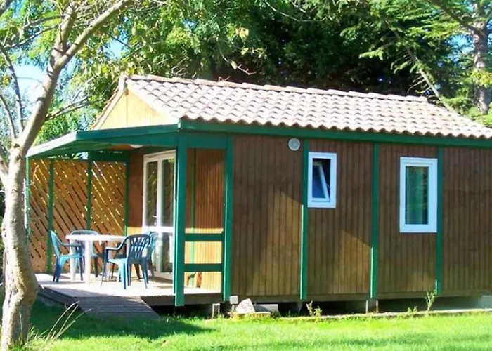 אתר קמפינג Avec Terrasse Pour 5 Personnes - Api-1-52-905 *