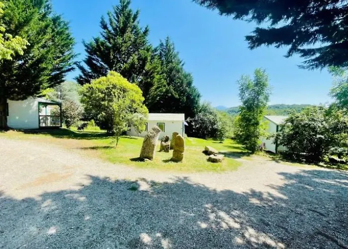 Avec Terrasse Pour 5 Personnes - Api-1-52-905 *